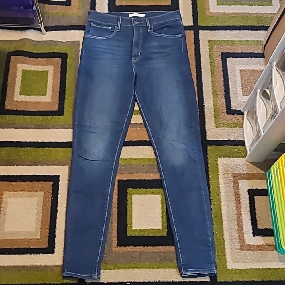 Levi's Mile High Super Skinny High Rise Jeans Size 30 Light Distress Medium Wash